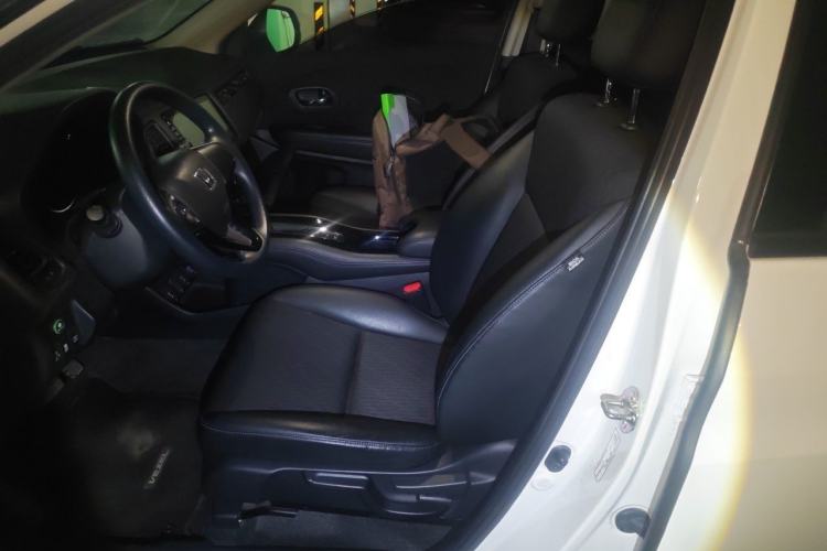 Used Honda Vezel 2020 1.5L CVT Pioneer Edition Left Front Seat