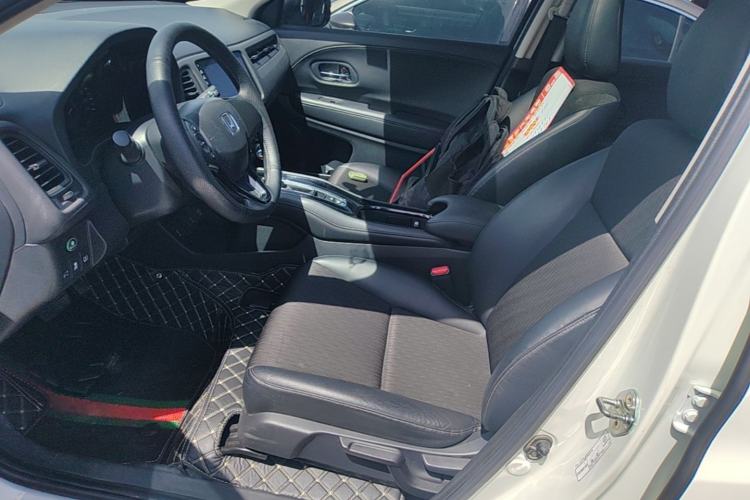 Used Honda Vezel 2020 1.5L CVT Luxury Edition Left Front Seat