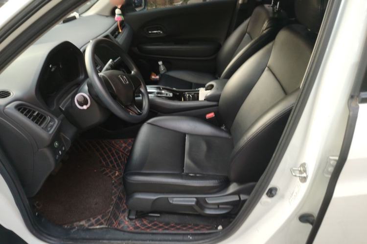 Used Honda Vezel 2020 1.5L CVT Elite Edition Left Front Seat