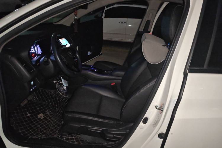 Used Honda Vezel 2020 1.5L CVT Pioneer Edition Left Front Seat