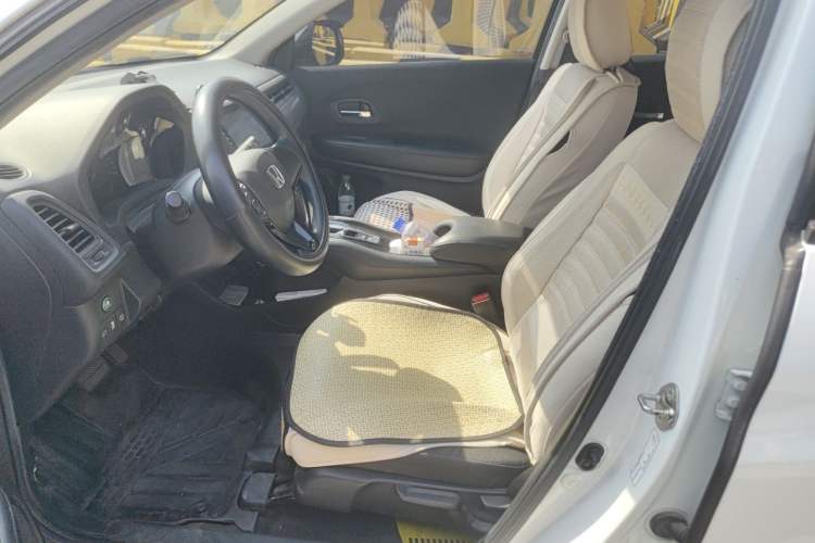 Used Honda Vezel 2020 1.5L CVT Elite Edition Left Front Seat