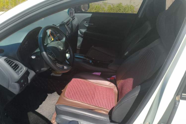 Used Honda Vezel 2020 1.5L CVT Pioneer Edition Left Front Seat