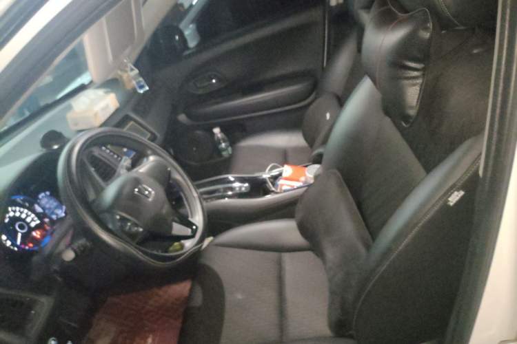 Used Honda Vezel 2020 1.5L CVT Pioneer Edition Left Front Seat