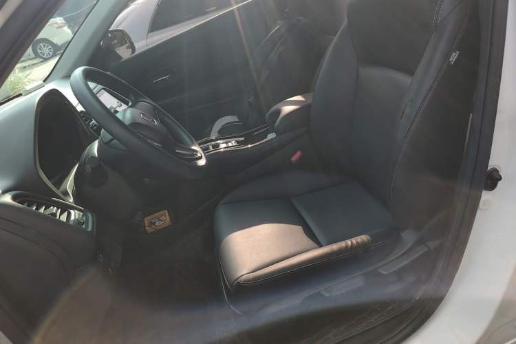 Used Honda Vezel 2020 1.5L CVT Pioneer Edition Left Front Seat
