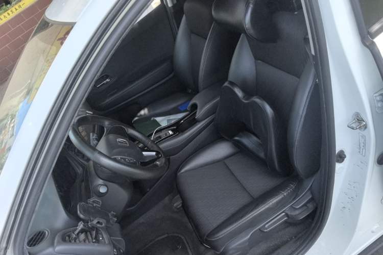 Used Honda Vezel 2020 1.5L CVT Pioneer Edition Left Front Seat