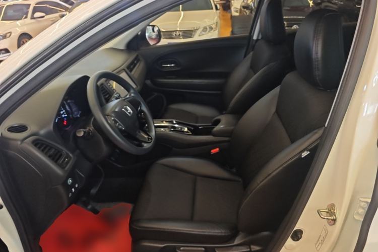 Used Honda Vezel 2020 1.5L CVT Luxury Edition Left Front Seat