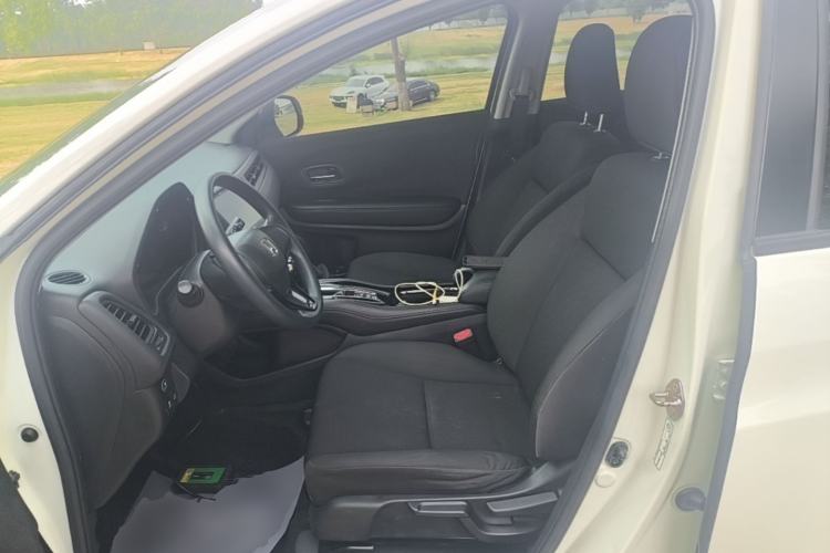Used Honda Vezel 2020 1.5L CVT Elite Edition Left Front Seat