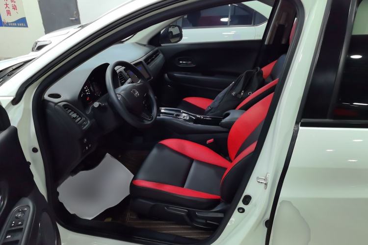 Used Honda Vezel 2020 1.5L CVT Elite Edition Left Front Seat