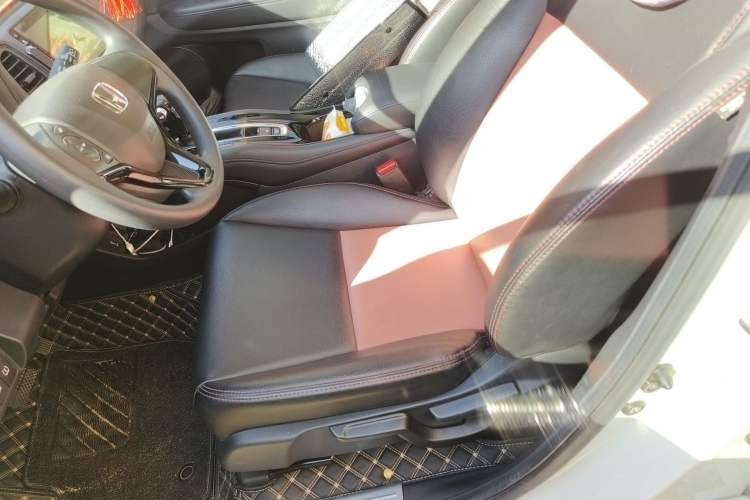 Used Honda Vezel 2020 1.5L CVT Pioneer Edition Left Front Seat