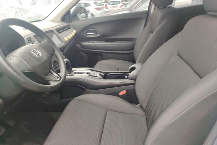 Used Honda Vezel 2020 1.5L CVT Elite Edition Left Front Seat
