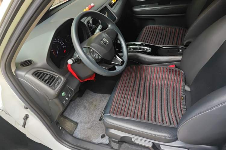 Used Honda Vezel 2020 1.5L CVT Pioneer Edition Left Front Seat