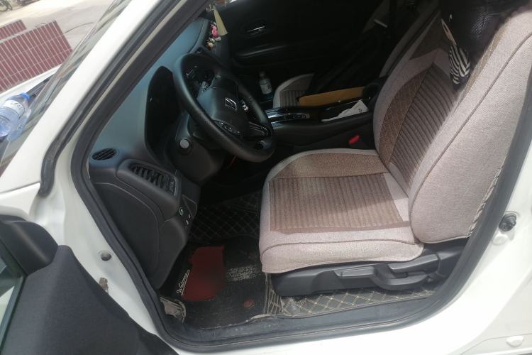 Used Honda Vezel 2020 1.5L CVT Pioneer Edition Left Front Seat