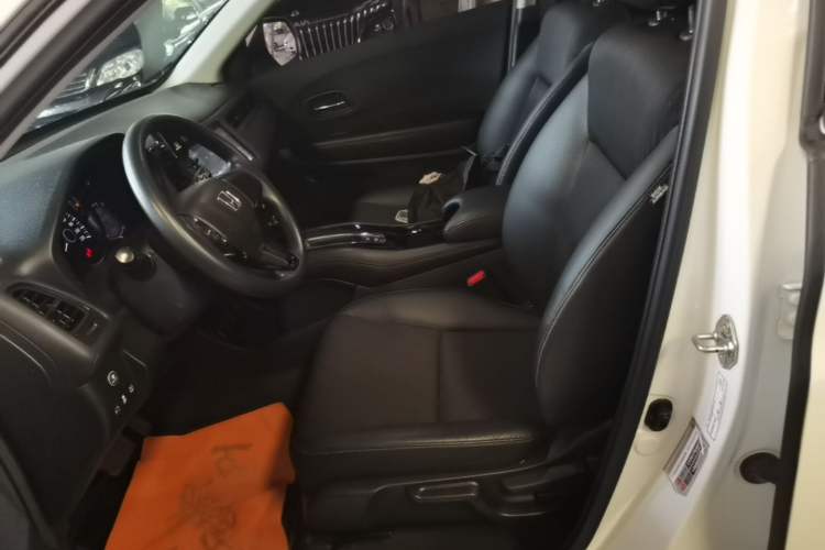 Used Honda Vezel 2020 1.5L CVT Pioneer Edition Left Front Seat