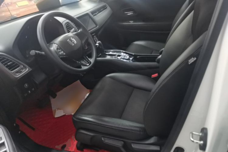 Used Honda Vezel 2020 1.5L CVT Pioneer Edition Left Front Seat
