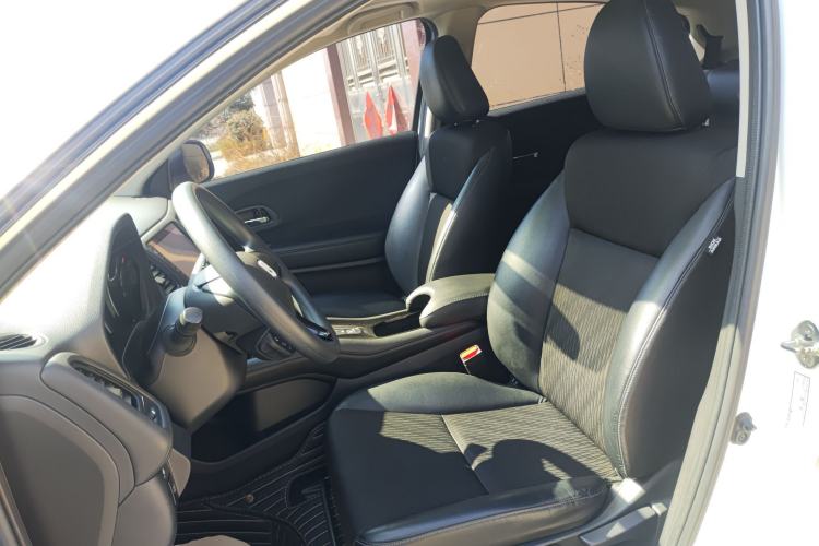 Used Honda Vezel 2020 1.5L CVT Pioneer Edition Left Front Seat