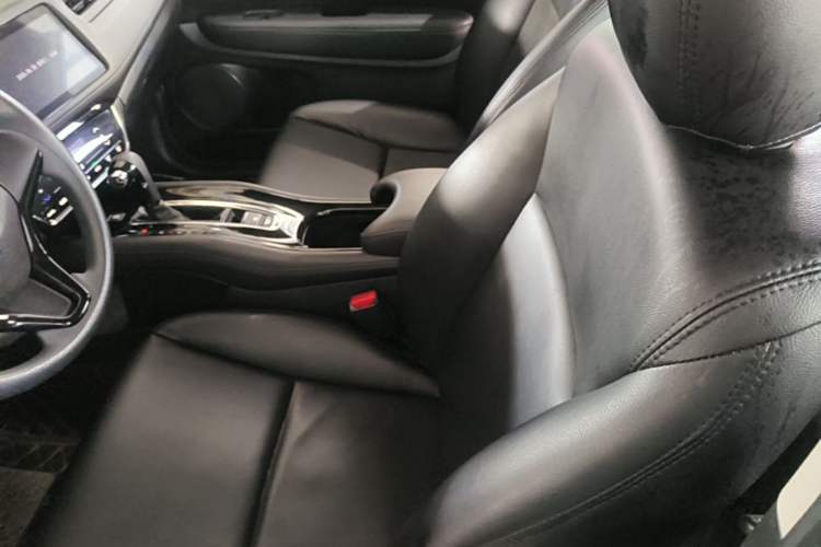 Used Honda Vezel 2020 220 TURBO CVT Elite Edition Left Front Seat