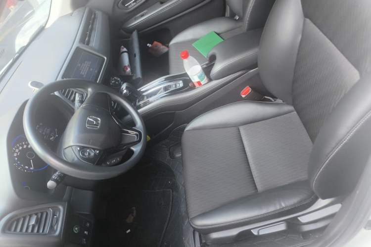 Used Honda Vezel 2020 1.5L CVT Pioneer Edition Left Front Seat