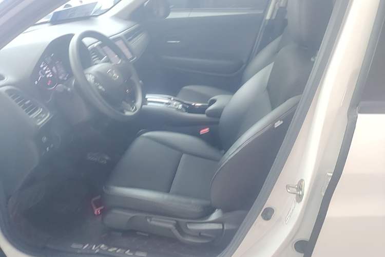 Used Honda Vezel 2020 1.5L CVT Pioneer Edition Left Front Seat