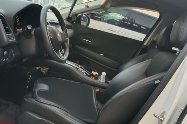 Used Honda Vezel 2020 1.5L CVT Pioneer Edition Left Front Seat