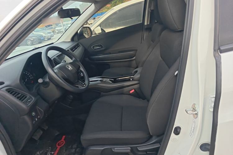 Used Honda Vezel 2020 1.5L CVT Elite Edition Left Front Seat