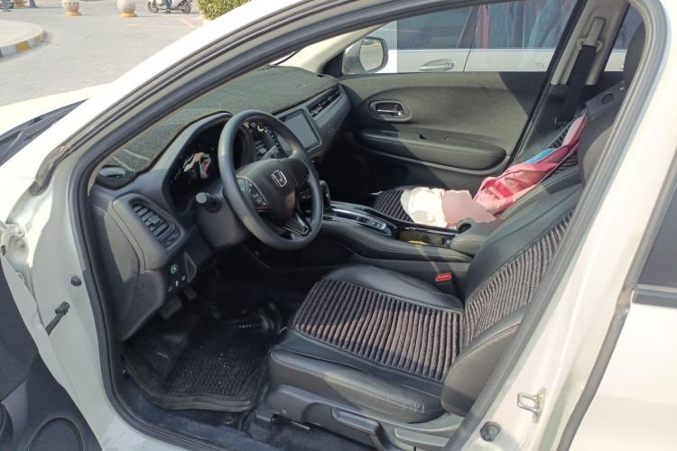 Used Honda Vezel 2020 1.5L CVT Pioneer Edition Left Front Seat