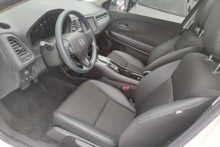 Used Honda Vezel 2020 1.5L CVT Pioneer Edition Left Front Seat