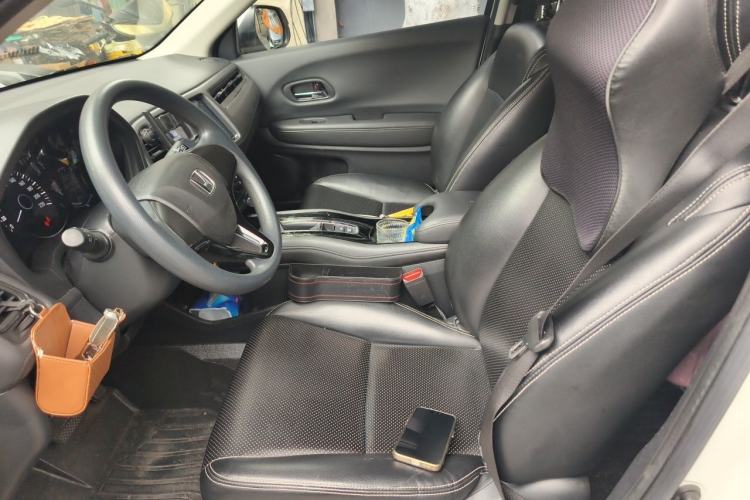 Used Honda Vezel 2020 1.5L CVT Elite Edition Left Front Seat