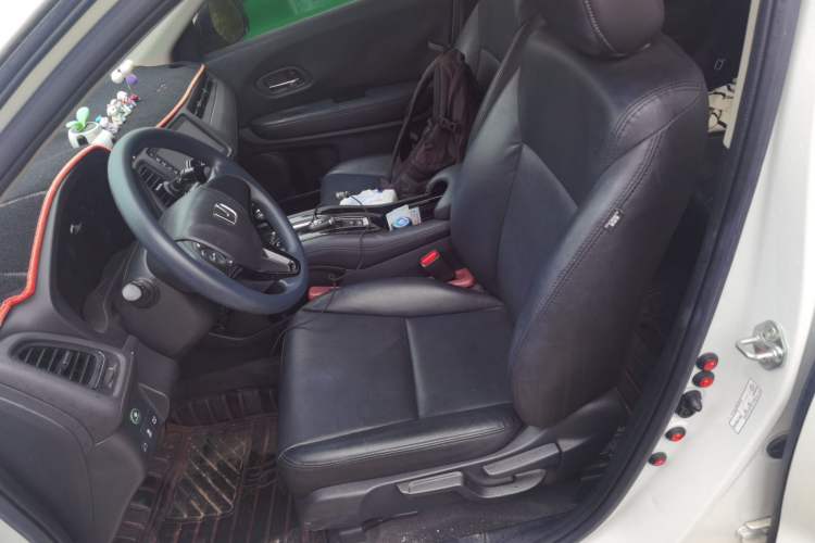 Used Honda Vezel 2020 1.5L CVT Pioneer Edition Left Front Seat