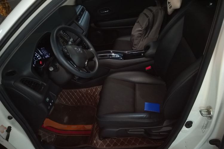 Used Honda Vezel 2020 1.5L CVT Pioneer Edition Left Front Seat