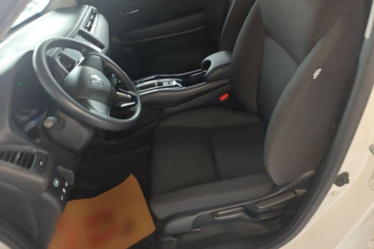 Used Honda Vezel 2020 1.5L CVT Elite Edition Left Front Seat