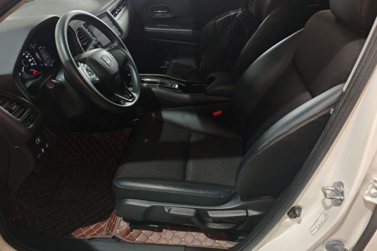 Used Honda Vezel 2020 1.5L CVT Pioneer Edition Left Front Seat
