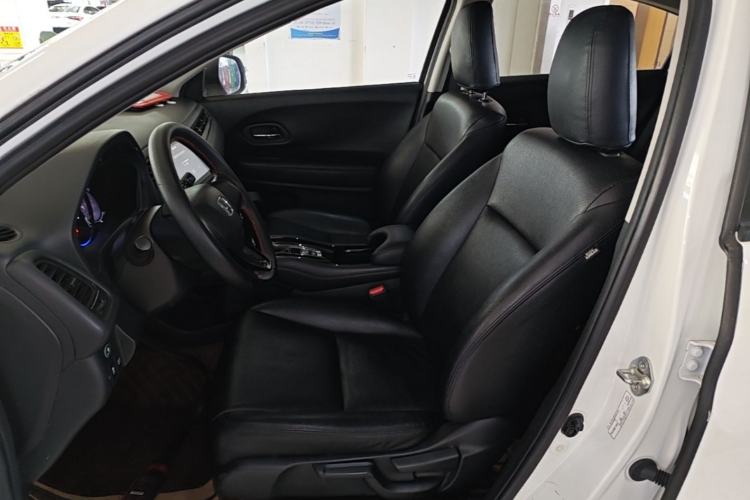 Used Honda Vezel 2020 1.5L CVT Elite Edition Left Front Seat
