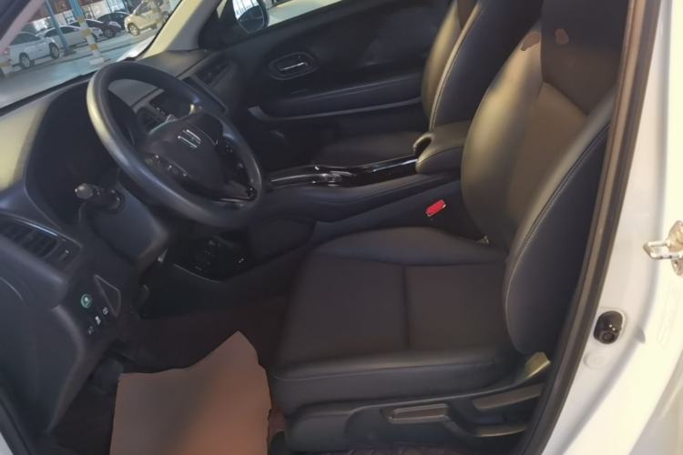 Used Honda Vezel 2020 1.5L CVT Pioneer Edition Left Front Seat