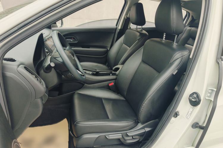 Used Honda Vezel 2020 1.5L CVT Pioneer Edition Left Front Seat
