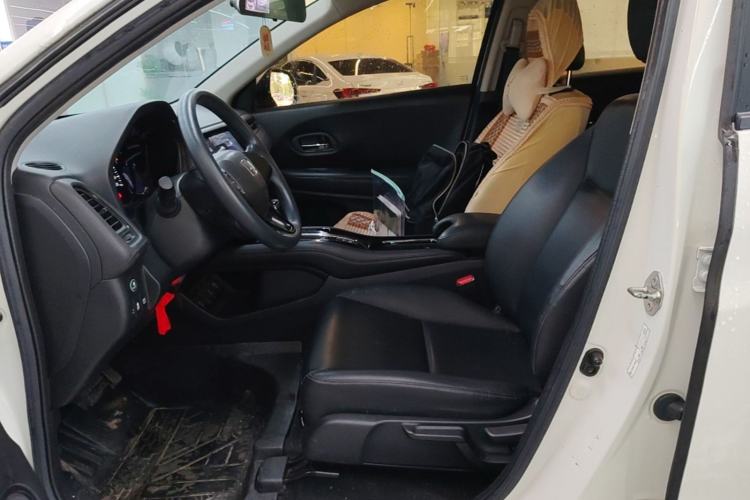 Used Honda Vezel 2020 1.5L CVT Pioneer Edition Left Front Seat