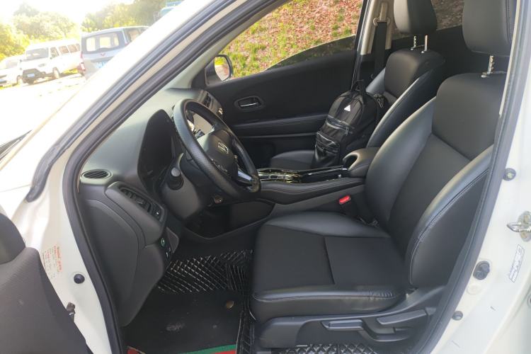 Used Honda Vezel 2020 1.5L CVT Pioneer Edition Left Front Seat