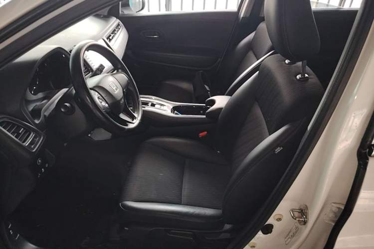 Used Honda Vezel 2020 1.5L CVT Luxury Edition Left Front Seat