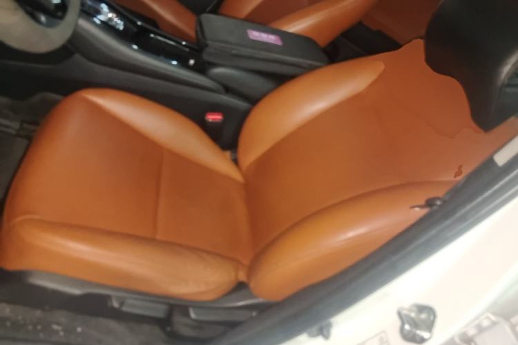 Used Honda Vezel 2020 1.5L CVT Pioneer Edition Left Front Seat