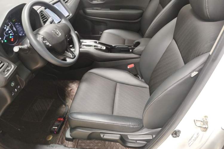 Used Honda Vezel 2020 1.5L CVT Pioneer Edition Left Front Seat