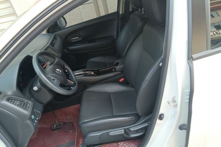 Used Honda Vezel 2020 1.5L CVT Pioneer Edition Left Front Seat