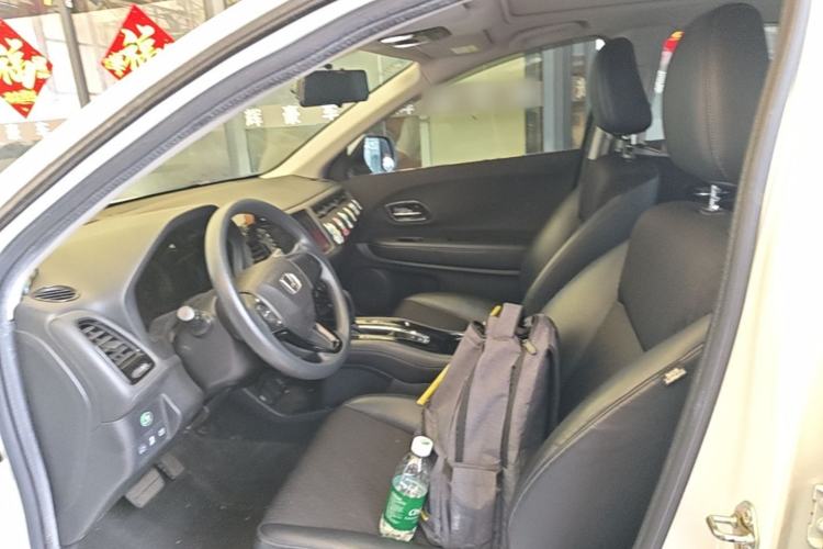 Used Honda Vezel 2020 1.5L CVT Pioneer Edition Left Front Seat
