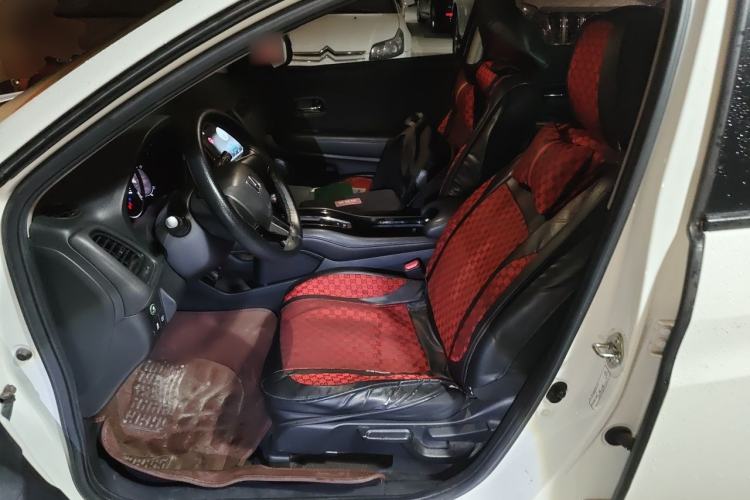 Used Honda Vezel 2020 1.5L CVT Elite Edition Left Front Seat