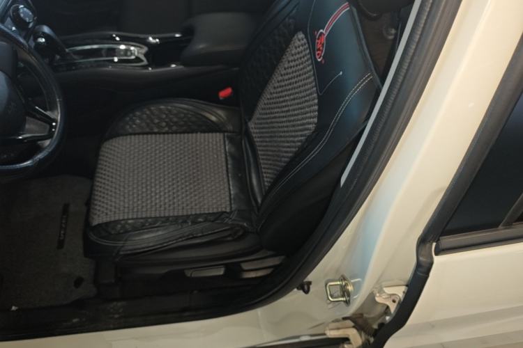 Used Honda Vezel 2020 1.5L CVT Pioneer Edition Left Front Seat