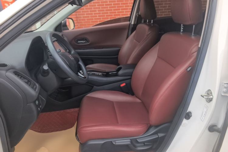 Used Honda Vezel 2020 1.5L CVT Elite Edition Left Front Seat