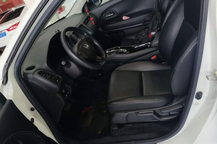 Used Honda Vezel 2020 1.5L CVT Pioneer Edition Left Front Seat