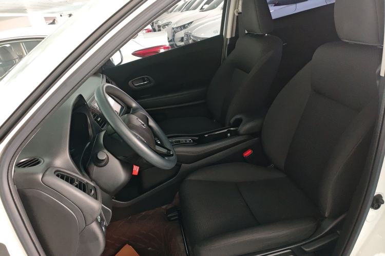 Used Honda Vezel 2020 220 TURBO CVT Elite Edition Left Front Seat