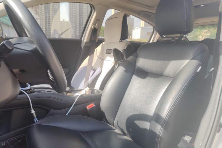 Used Honda Vezel 2020 1.5L CVT Elite Edition Left Front Seat