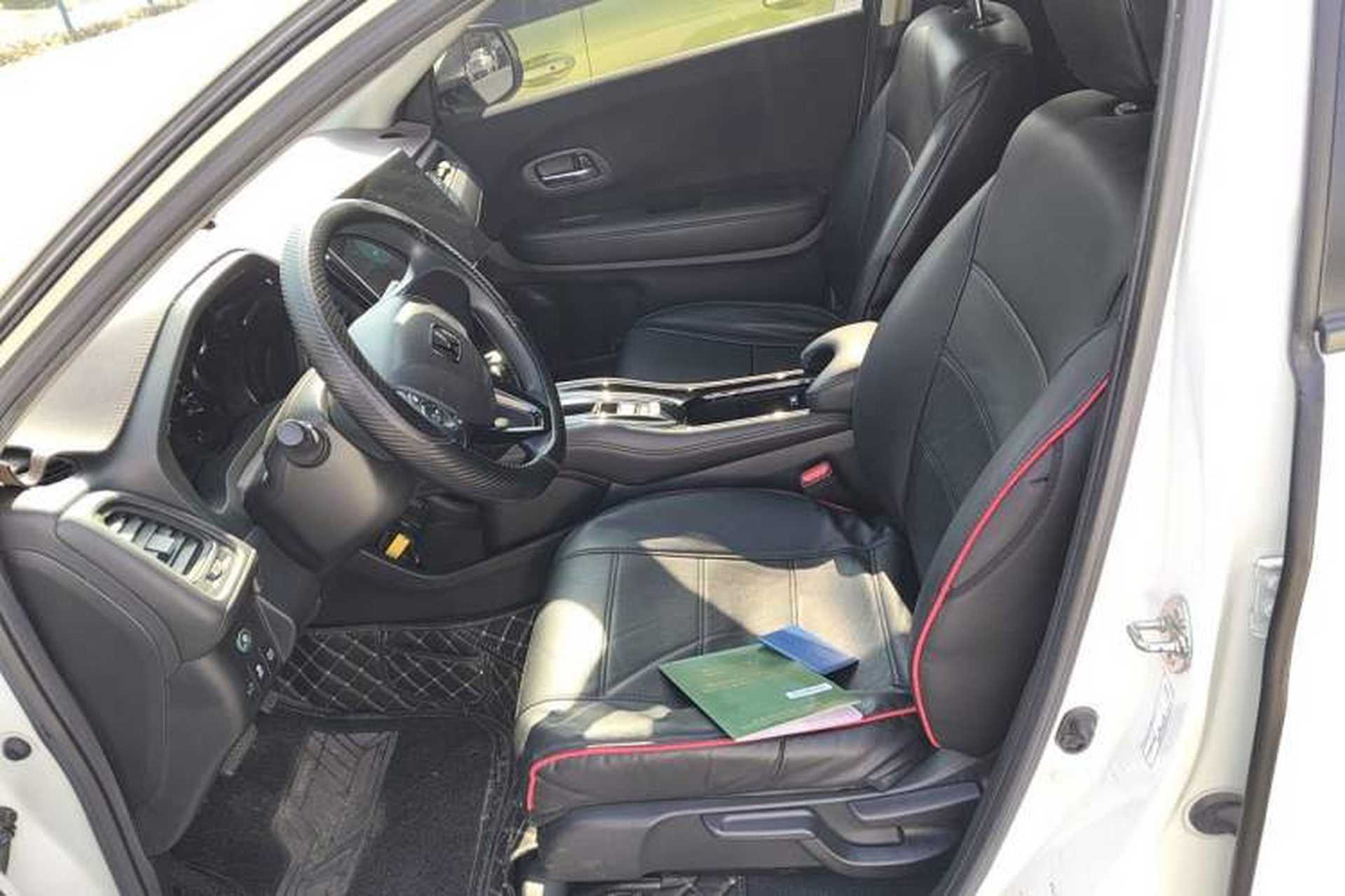 Used Honda Vezel 2020 220 TURBO CVT Elite Edition Left Front Seat