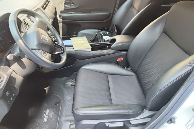 Used Honda Vezel 2020 1.5L CVT Pioneer Edition Left Front Seat
