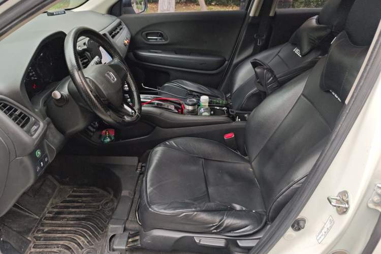 Used Honda Vezel 2020 1.5L CVT Elite Edition Left Front Seat